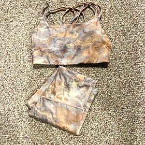 Athleta set…. Gold foil
